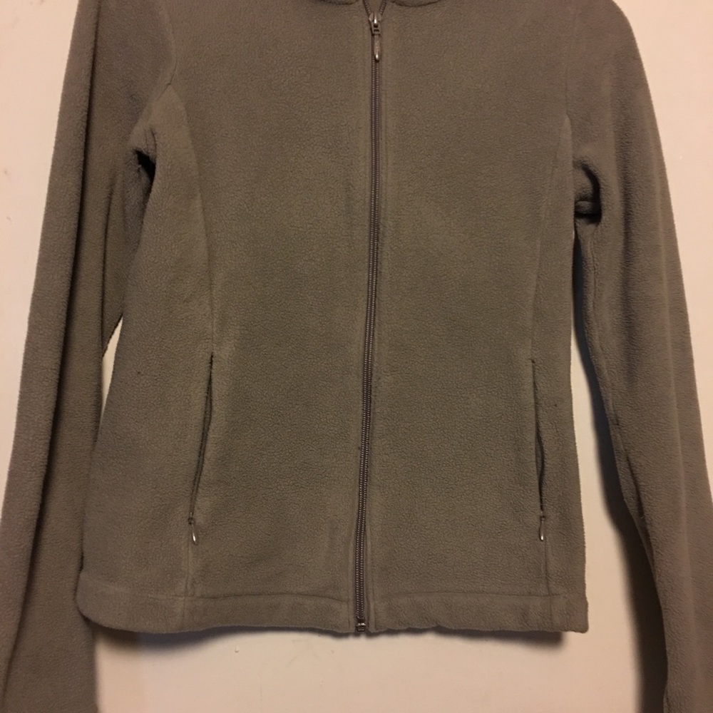 Uni Qlo zipper sweater